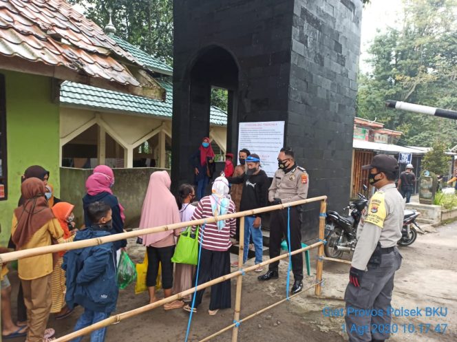 
					Cegah Covid-19, Polda NTB Lakukan Pengamanan Tempat Wisata