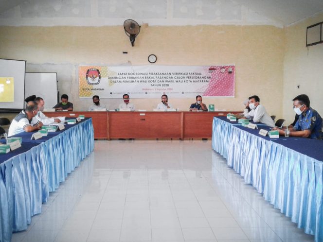 
					KPU Mataram Gelar Rakor Verifikasi Perbaikan Paslon Perseorangan