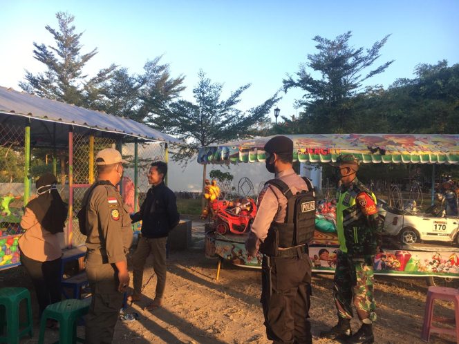 
					Cegah Covid-19, Polisi Gencar Lakukan Razia Masker Di Lombok Tengah