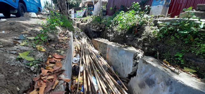 
					Warga Minta Polisi Tangkap, Kontraktor Pembuatan Drainase Di Kauditan 1
