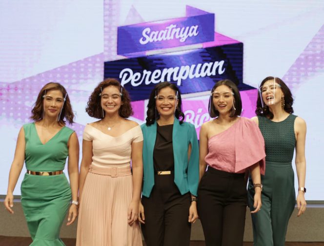 
					Program Talkshow Terbaru tvOne “Saatnya Perempuan Bicara”