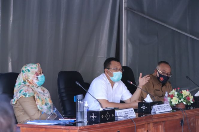 
					Bentuk Tim Khusus, Turunkan Kematian & Percepat Stimulus Ekonomi