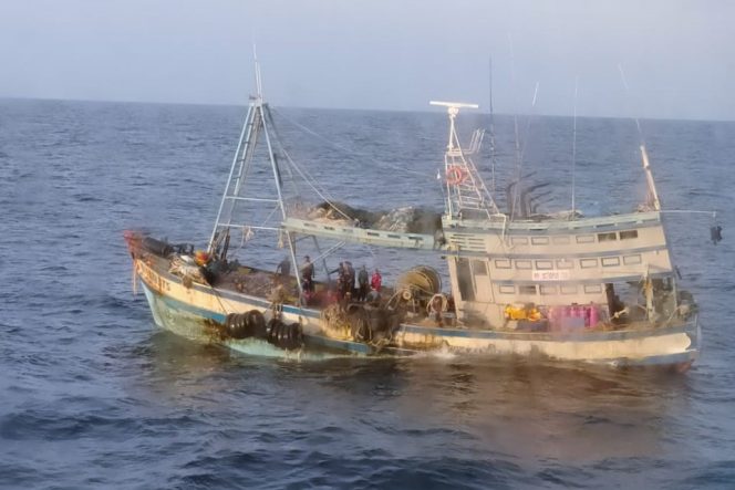 
					Bakamla RI Tangkap 2 Kapal Pencuri Ikan Asal Vietnam