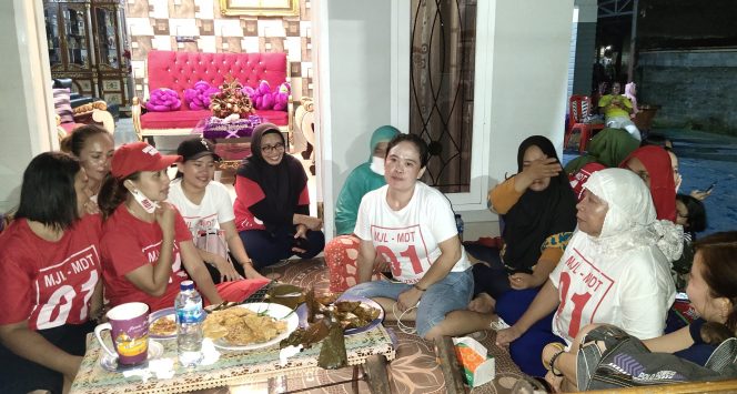 
					Srikandi MDT Gelar Silaturahmi, Dan Senam Sumba Di Sari Kelapa