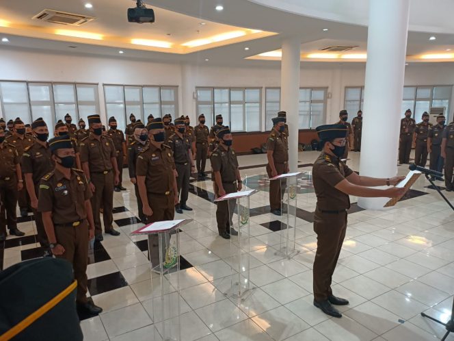 
					Jaksa Agung RI Melantik Anggota SATGASSUS P3TPK Secara Virtual