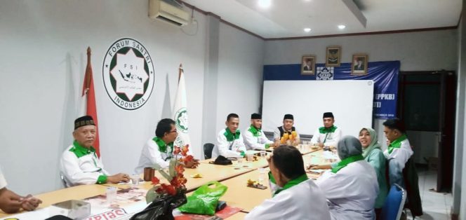 
					Yusuf Yambe dan Rokhimin Dahuri Diusulkan FSI Sebagai Menteri KKP