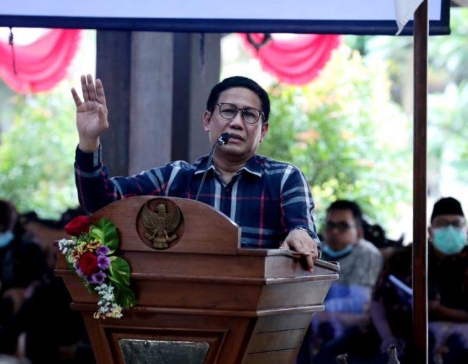 
					Jelang Pilkada Serentak, Gus Menteri Ingatkan Kades Tetap Fokus Membangun Desa