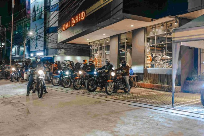 
					Royal Enfield “Ride After Dark”