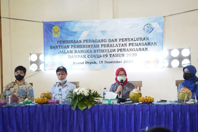 
					Dorong Kebangkitan Pelaku Usaha di Masa Pandemi, KKP Salurkan Bantuan untuk Pemasar Ikan di Bantul dan Banjarnegara