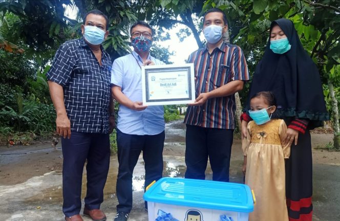 
					Aksi Heroik Pengemudi Taxi Bluebird Membantu Penumpangnya Melahirkan