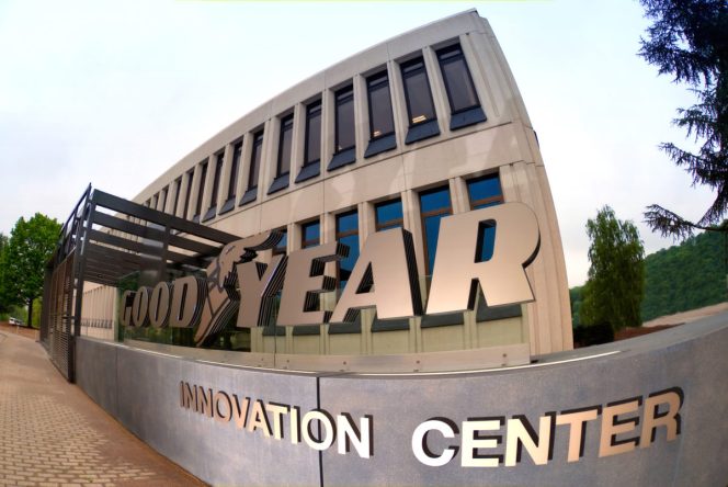 
					Goodyear Second Dynamic Simulator Membawa Pengembangan Ban ke Level Baru