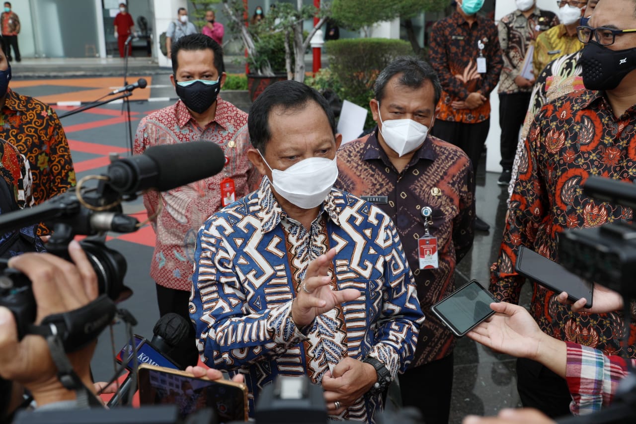 Mendagri Harap Pembatasan Kegiatan Dapat Turunkan Kurva Penularan dan Penyebaran Covid-19