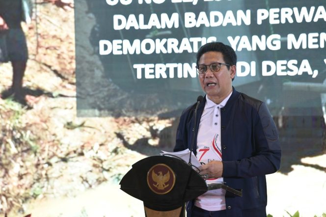 
					Gus Menteri Jabarkan Potret Desa Masa Depan