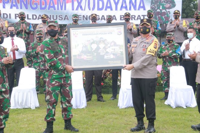 
					Pangdam IX/Udayana Bangga dengan Sinergitas dan Kekompakan TNI-POLRI di NTB