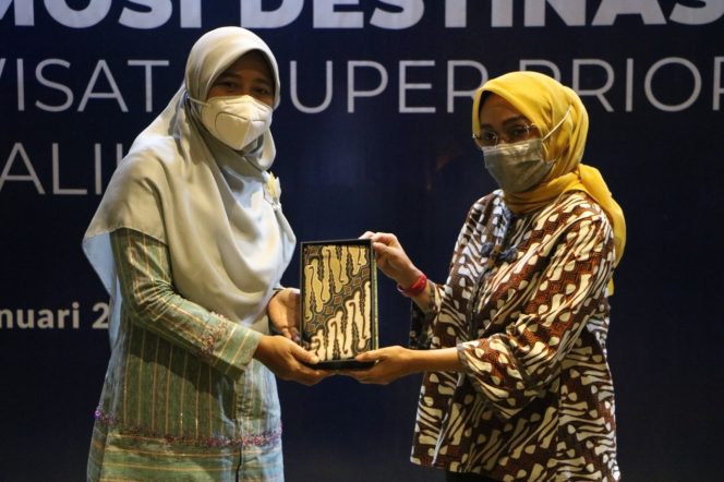 
					Sambut MotoGP, Dekranasda NTB Siapkan Para Pengrajin & Industri Kreatif