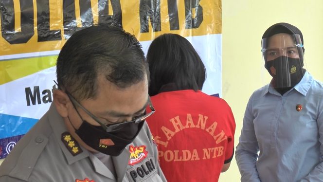 
					Siram Anaknya Dengan Air Panas, DW di Tetapkan Sebagai Tersangka