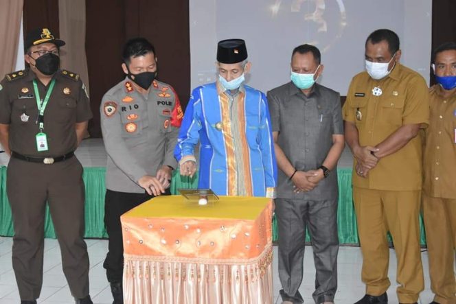 
					Launching K-Polisi, Walikota Baubau Harapkan Polisi Beri Pelayanan Prima