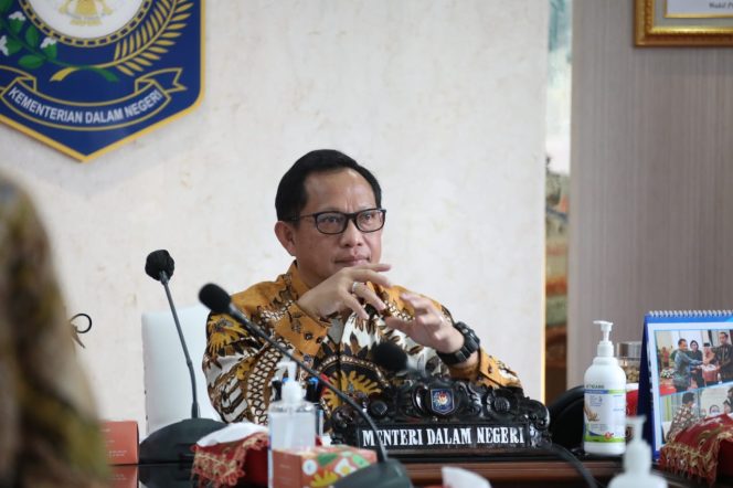 
					PPKM Mikro Besok Diberlakukan, RT/RW Jadi Garda Terdepan