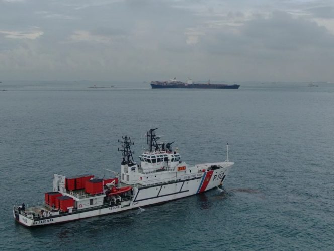 
					Cuaca Ekstrem Hingga Akhir Februari, Kemenhub Keluarkan Maklumat Pelayaran 