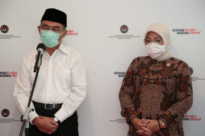 
					Cegah Penularan Covid-19, Pemerintah Pangkas Cuti Bersama 2021 Jadi 2 Hari