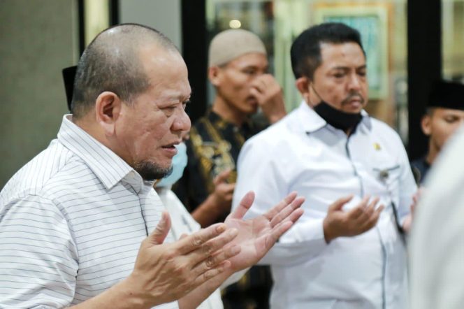 
					Ketua DPD RI Turut Berduka Atas Berpulangnya Artidjo Alkostar