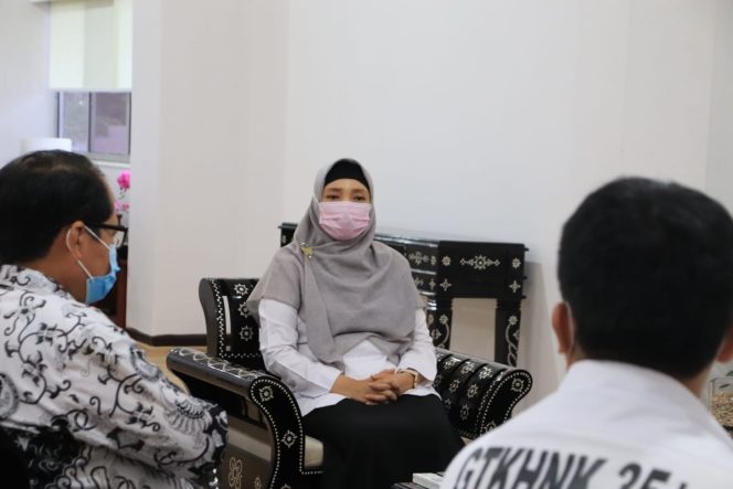 
					Guru Honor Minta Jadi P3K, Wagub NTB: “Kami Dukung Perjuangan Para Guru”