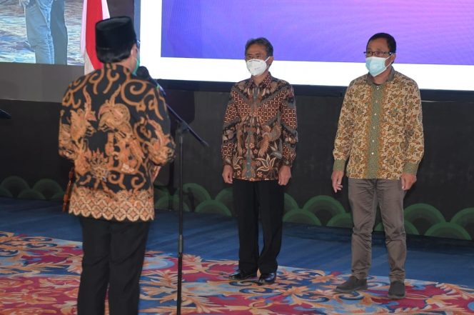 
					Jadi Ketua Forum PERTIDES, Rektor UGM Bakal Perkuat Kapasitas Kepala Desa