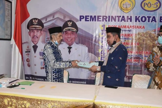 
					Pemkot Baubau Hibahkan Tiga Bidang Tanah Untuk Pembangunan KUA