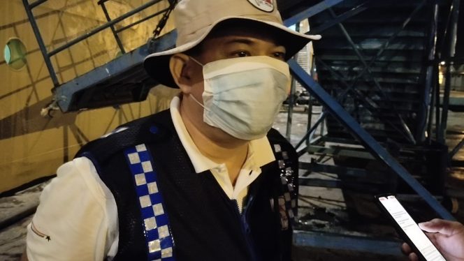 
					Tidak Sesuai Protokol Covid 19, Petinggi PT Pelni Kabur Saat Di Wawancara