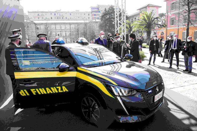 
					Peugeot dan “Guardia di Finanza” Italia, Kolaborasi Cerdas Untuk Transisi Energi Tanpa Emisi