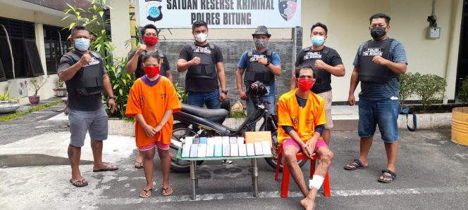 
					Lakukan Pencurian, Pasangan Kumpul Kebo Dan Puluhan HP Di Amankan Bang Jack Dan Tim