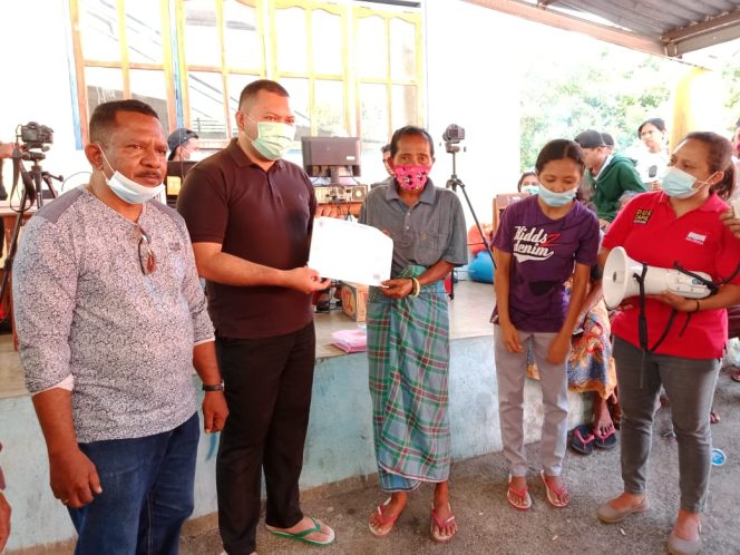 
					Sepekan di NTT dan NTB, Tim Dukcapil Ganti 36 Ribu Dokumen Penduduk Terdampak Bencana