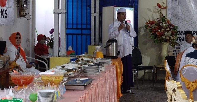 
					Ratusan Masyarakat Kota Bitung Hadiri, Buka Puasa Bersama Murni Kaluku Dan PKS