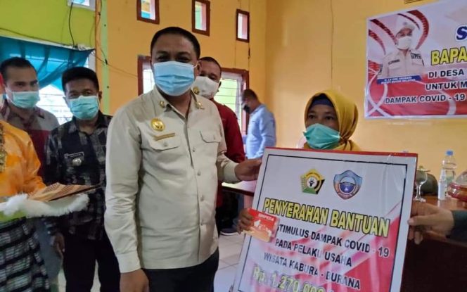 
					Pelaku Usaha Wisata di Buton Selatan Dapat Bantuan Stimulus Dampak Covid-19