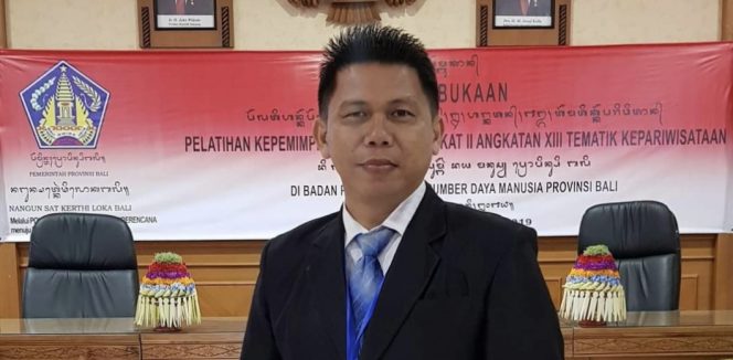 
					THL Yang Lain Masih Menanti, THL Titipan Sudah Bekerja