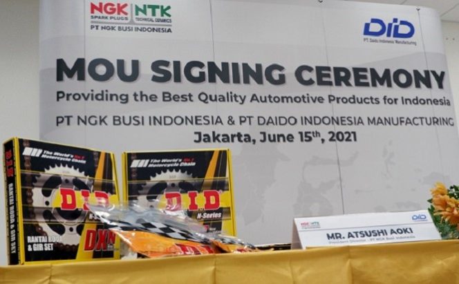 
					Kabar Baik Buat Bikers, NGK Sekarang Merambah Jualan Rantai DID