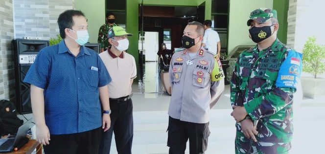 
					Kodim 1628/SB Gelar Vaksinasi Dukung Program Nasional dan Hut Bhayangkara ke-75