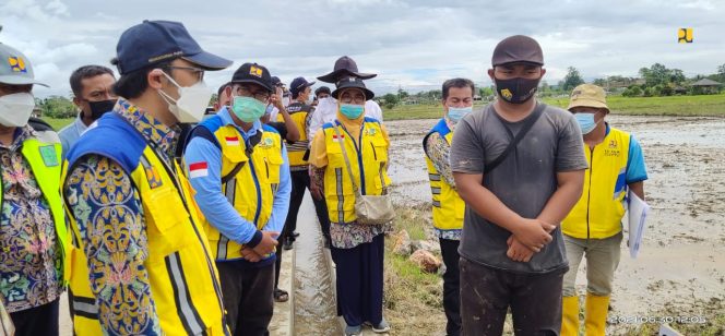 
					Dukung Pemulihan Ekonomi Nasional, Program PKT Kementerian PUPR Hingga Kuartal II 2021 Sudah Serap 755.816 Tenaga Kerja