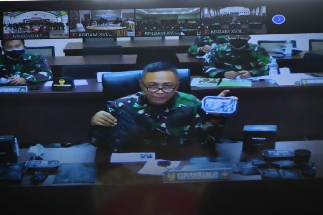 
					Amankan Obvitnas Di Sultra, Satgas Yonif 725 Terima Arahan Kasad