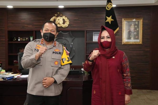 
					Apresiasi Sembako JPS, Rezka: Pemda Harus Taktis Atasi Pandemi