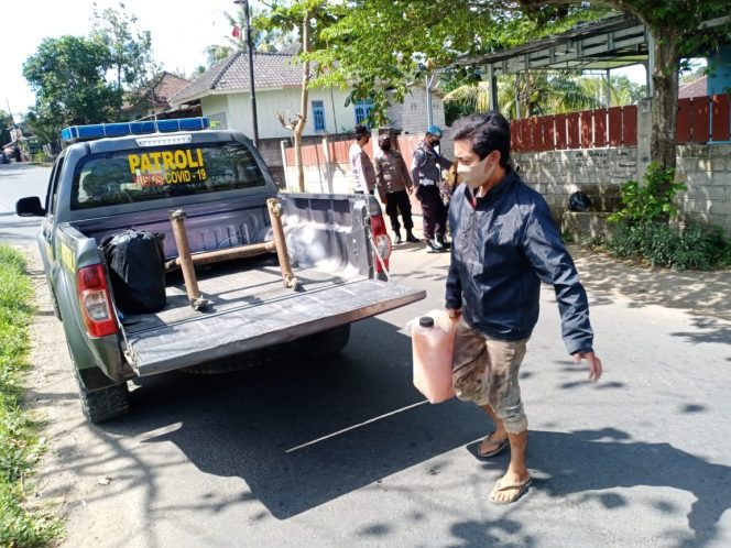 
					Polsek Kopang Gelar KRYD Sasar Kendaraan, Miras, Sajam, dan Narkoba