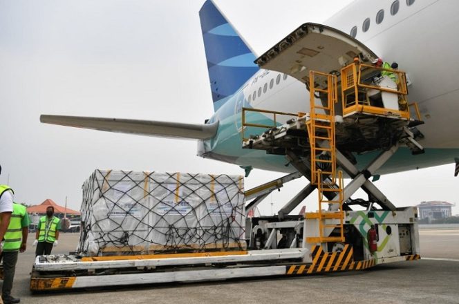 
					Vaksin COVID-19 Produksi Sinopharm Untuk Vaksinasi Gotong Royong Sudah Tiba Di Indonesia