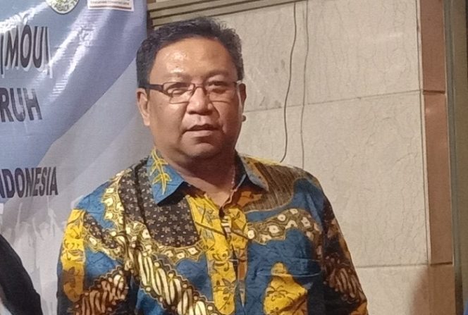 
					Sekjend DEN KSBSI, Dedi Hardianto.