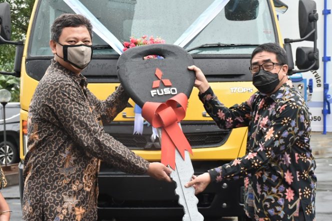 
					Tunjukan Layanan Terbaik, KTB Serahkan Mobile Workshop Service Kepada PT. Batavia Prosperindo