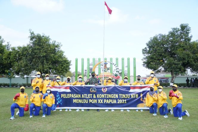 
					Kontingen Tinju NTB Dilepas Dengan Upacara Militer Menuju PON XX Papua