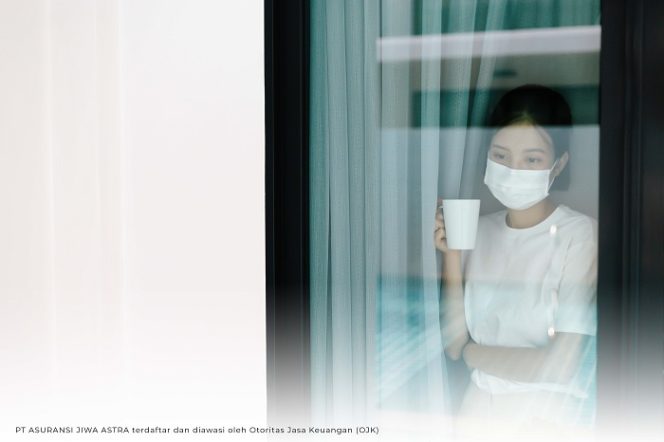 
					Sick asian male of corona virus looking through the window and wearing mask protection and recovery from the illness in home. Quarantine. Patient isolated to prevent infection.