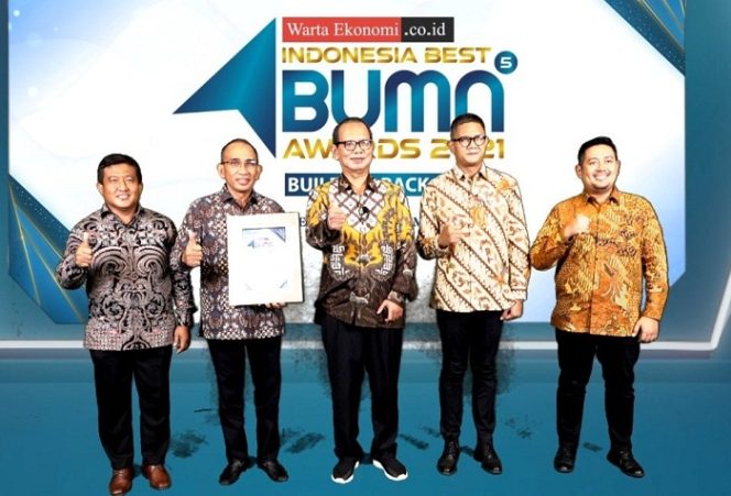 
					Penerimaan Penghargaan Indonesia Best BUMN Awards 2021