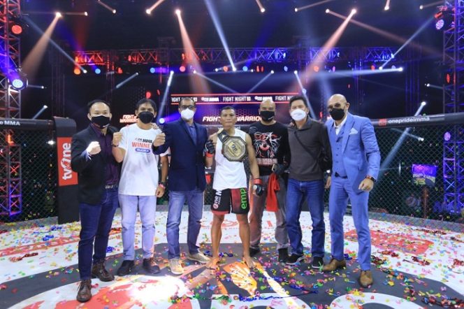
					Gugun Gusman akhirnya berhasil memenangkan laga melawan Brandon di Fight Night 53.