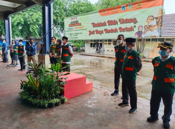 
					Walikota dan DMI Jakarta Selatan Lepas Duta Zakat Angkatan Pertama di Pasar Minggu