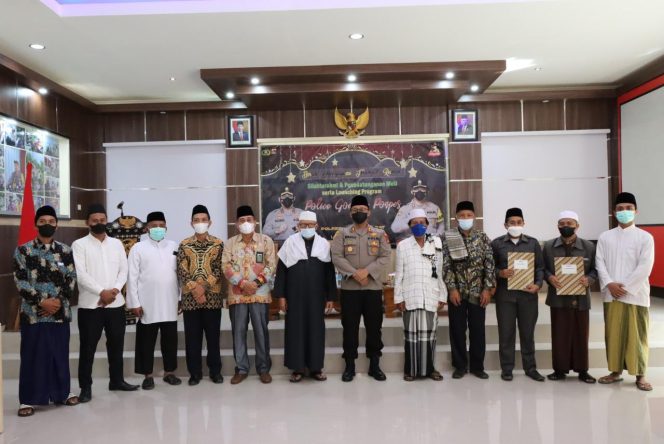 
					Peduli Terhadap Generasi Bangsa, Polres Lobar Luncurkan “Police Goes to Ponpes